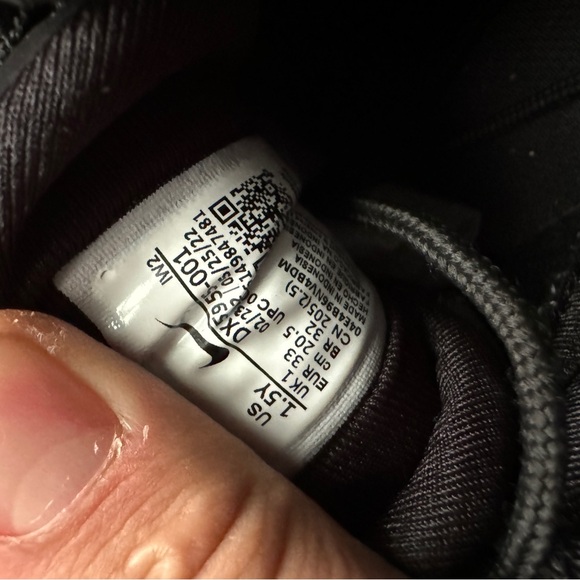 Kids Nike Air More Uptempo 'Black Action Grape' - Picture 9 of 9